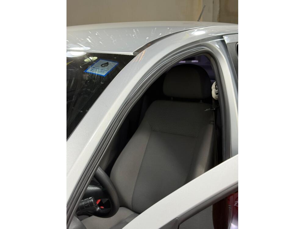 Volkswagen Voyage