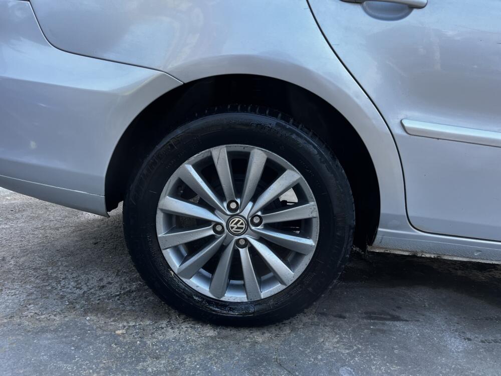Volkswagen Voyage