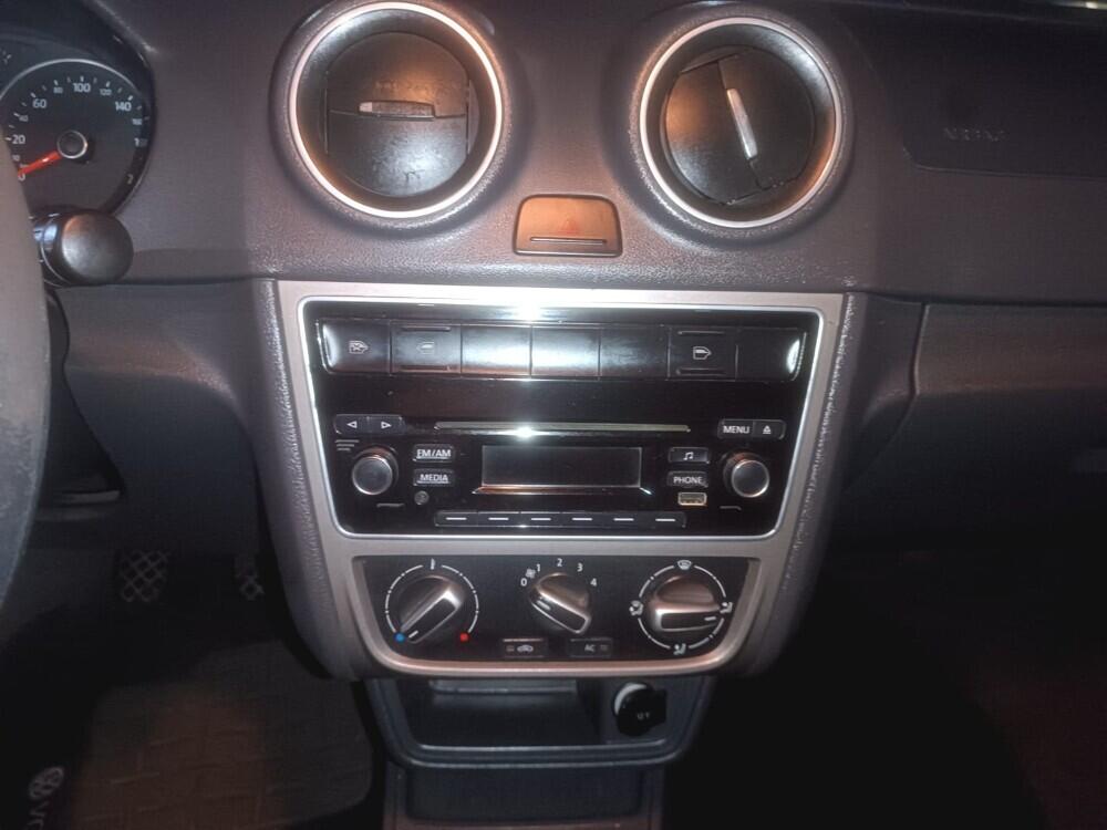 Volkswagen Voyage