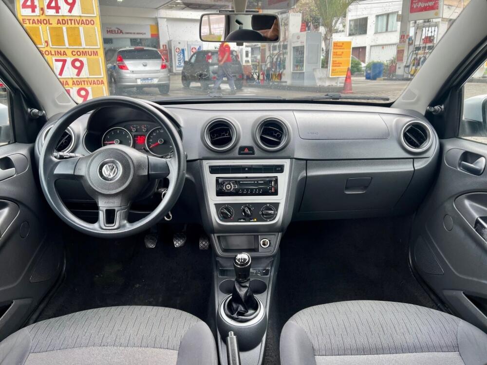 Volkswagen Voyage