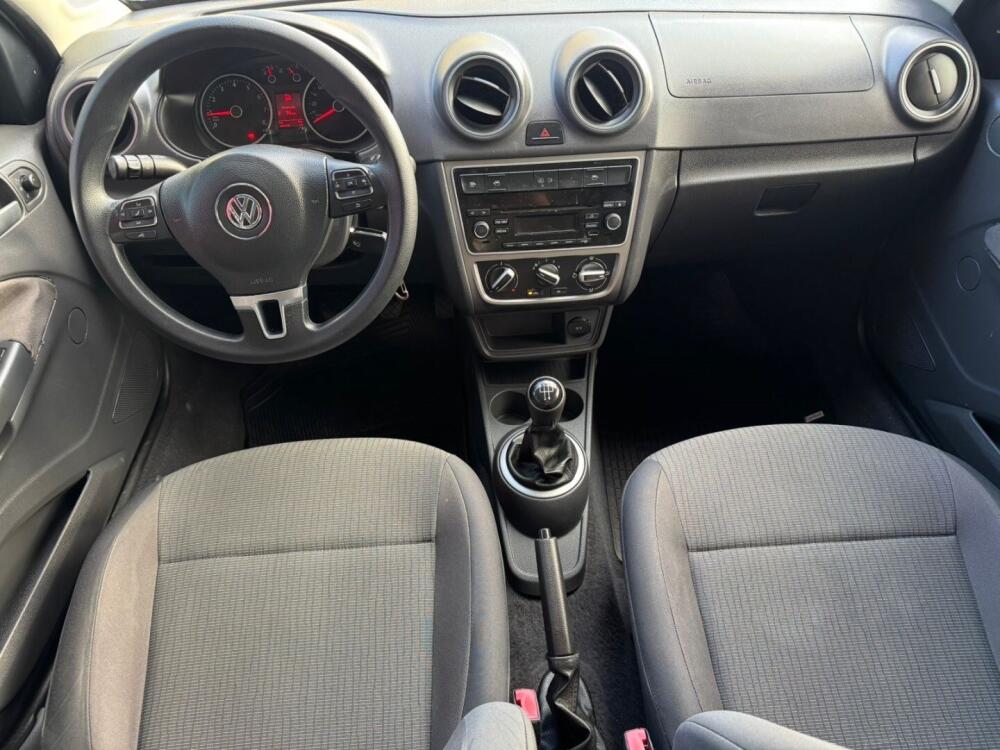 Volkswagen Voyage