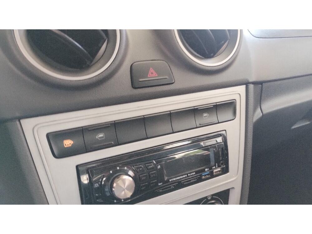 Volkswagen Voyage