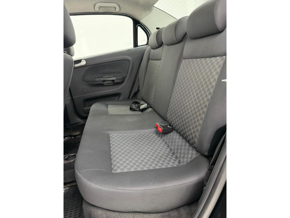 Volkswagen Voyage