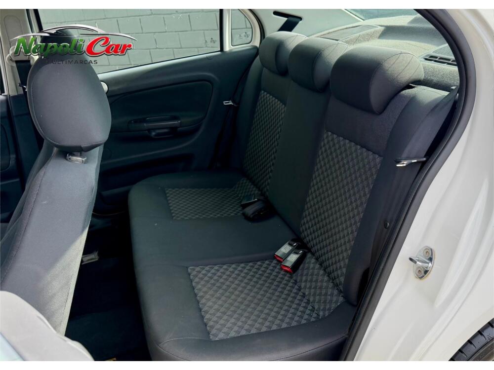 Volkswagen Voyage