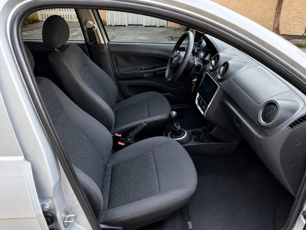Volkswagen Voyage