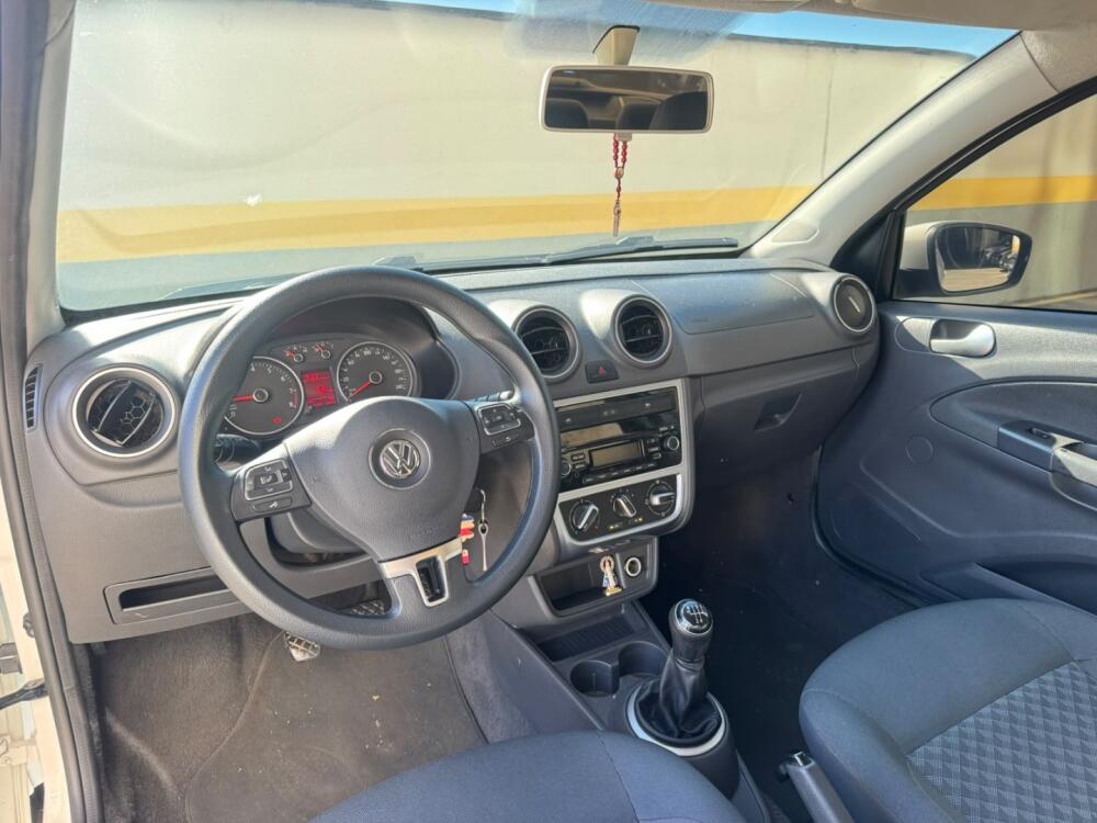 Volkswagen Voyage