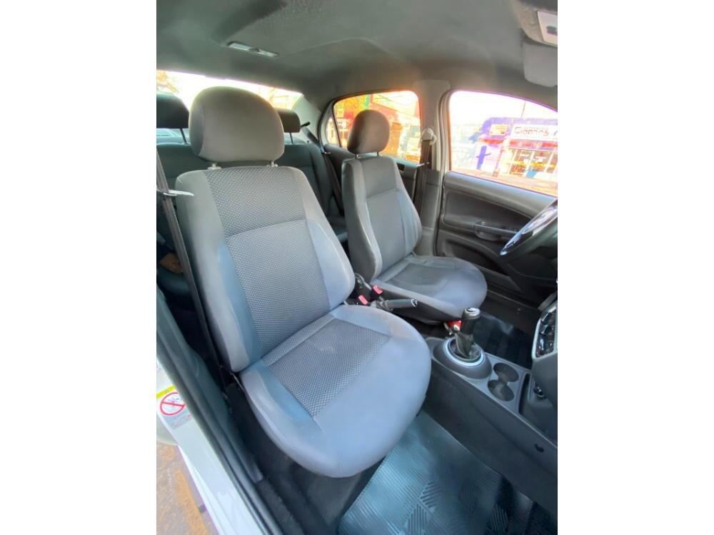 Volkswagen Voyage