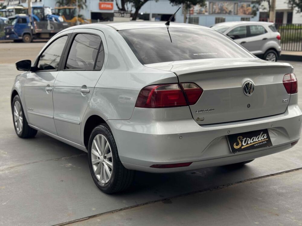 Volkswagen Voyage