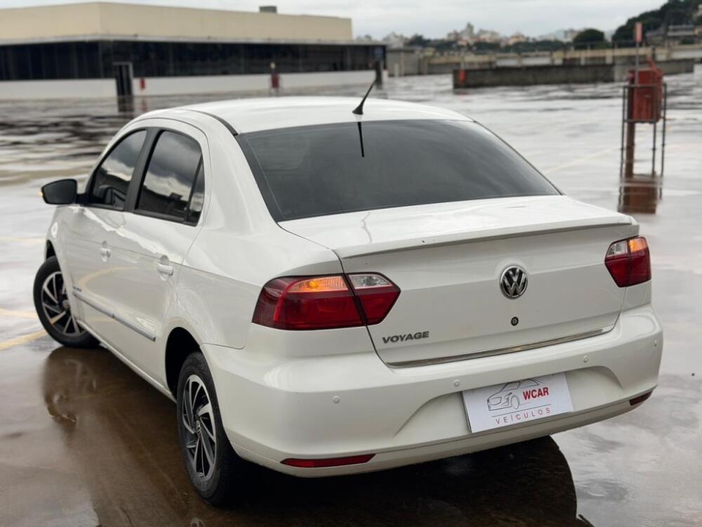 Volkswagen Voyage