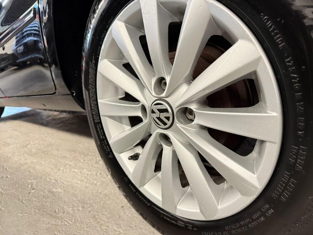 Volkswagen Voyage
