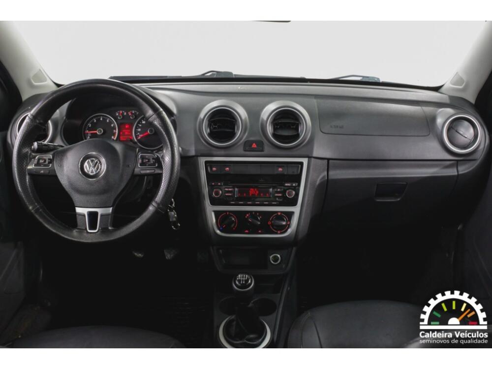 Volkswagen Voyage