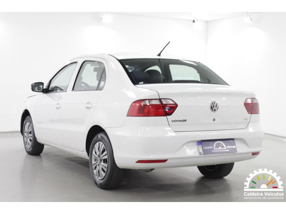 Volkswagen Voyage