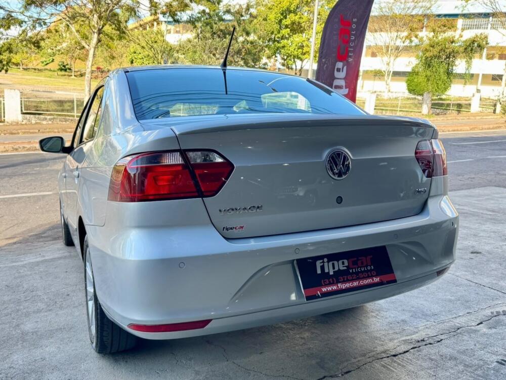 Volkswagen Voyage