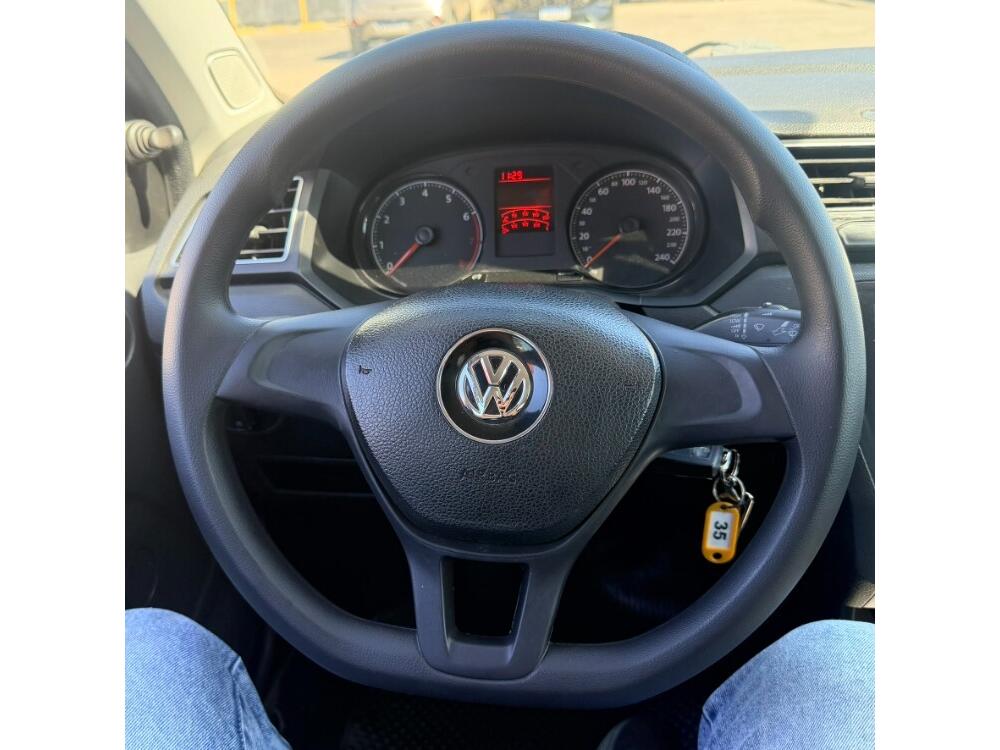 Volkswagen Voyage