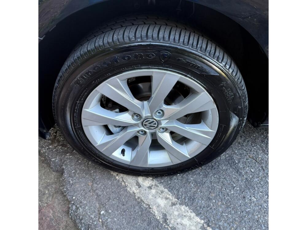 Volkswagen Voyage