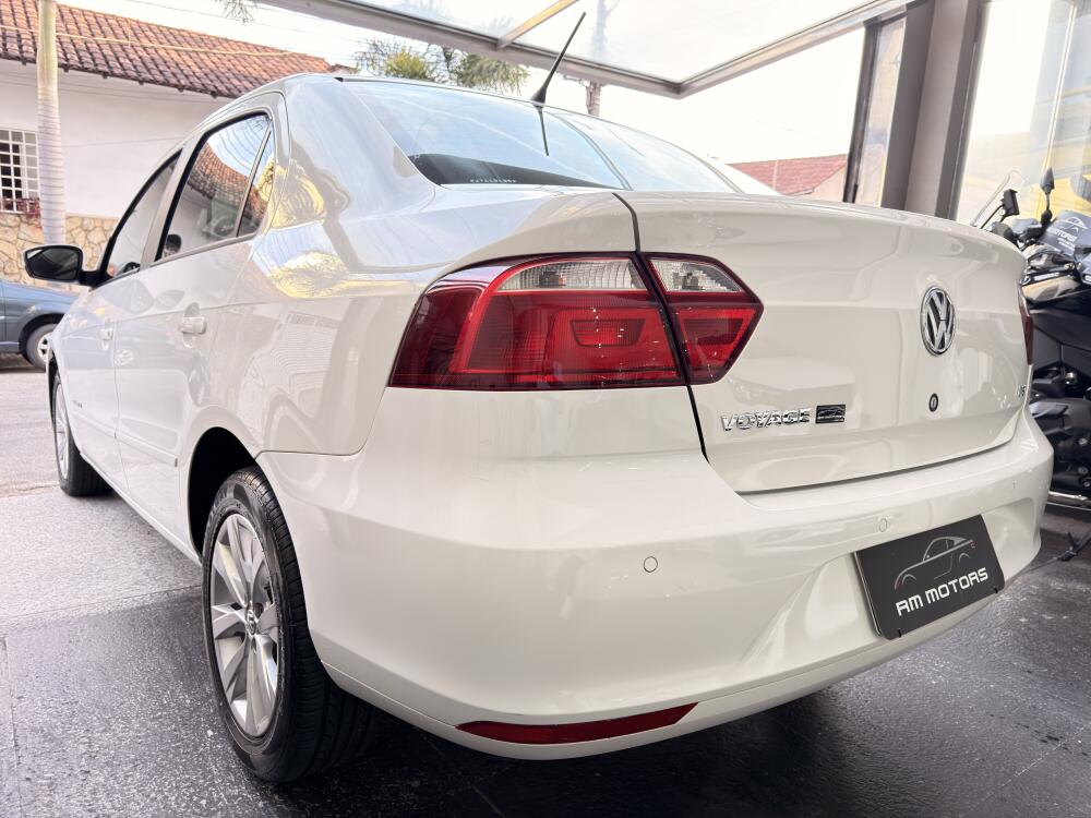 Volkswagen Voyage