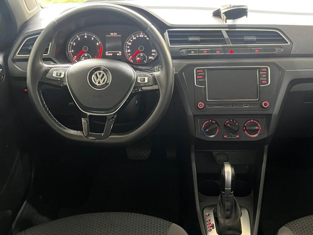 Volkswagen Voyage