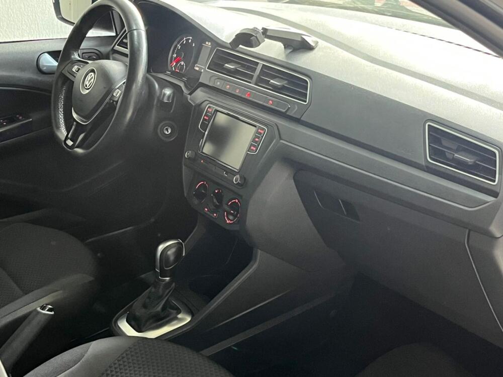 Volkswagen Voyage