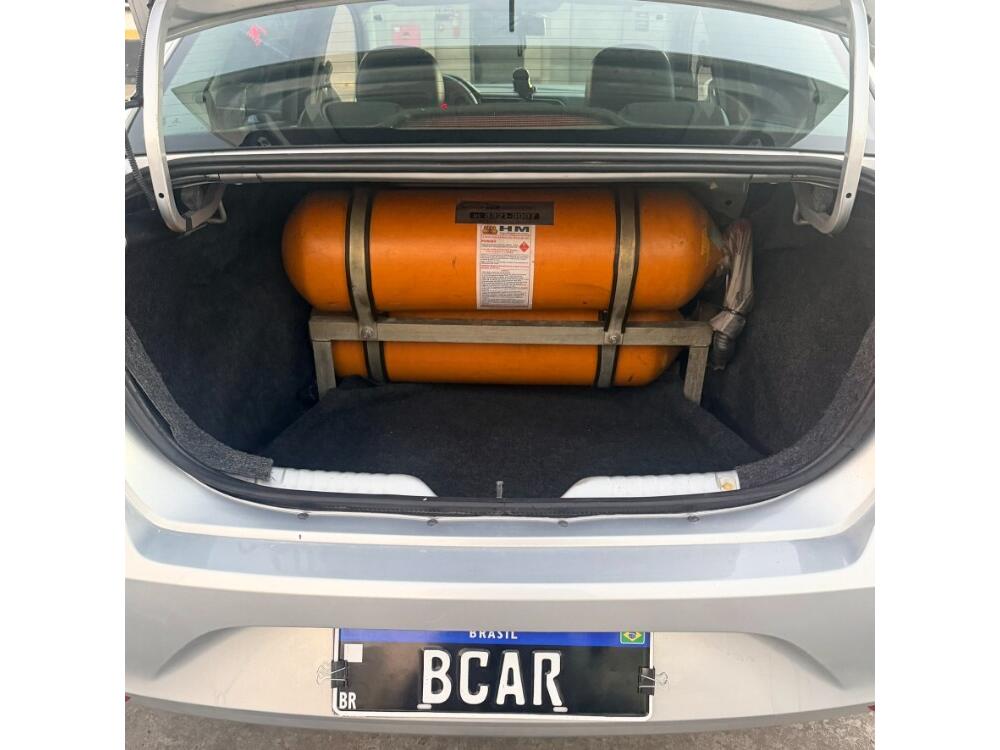 Volkswagen Voyage