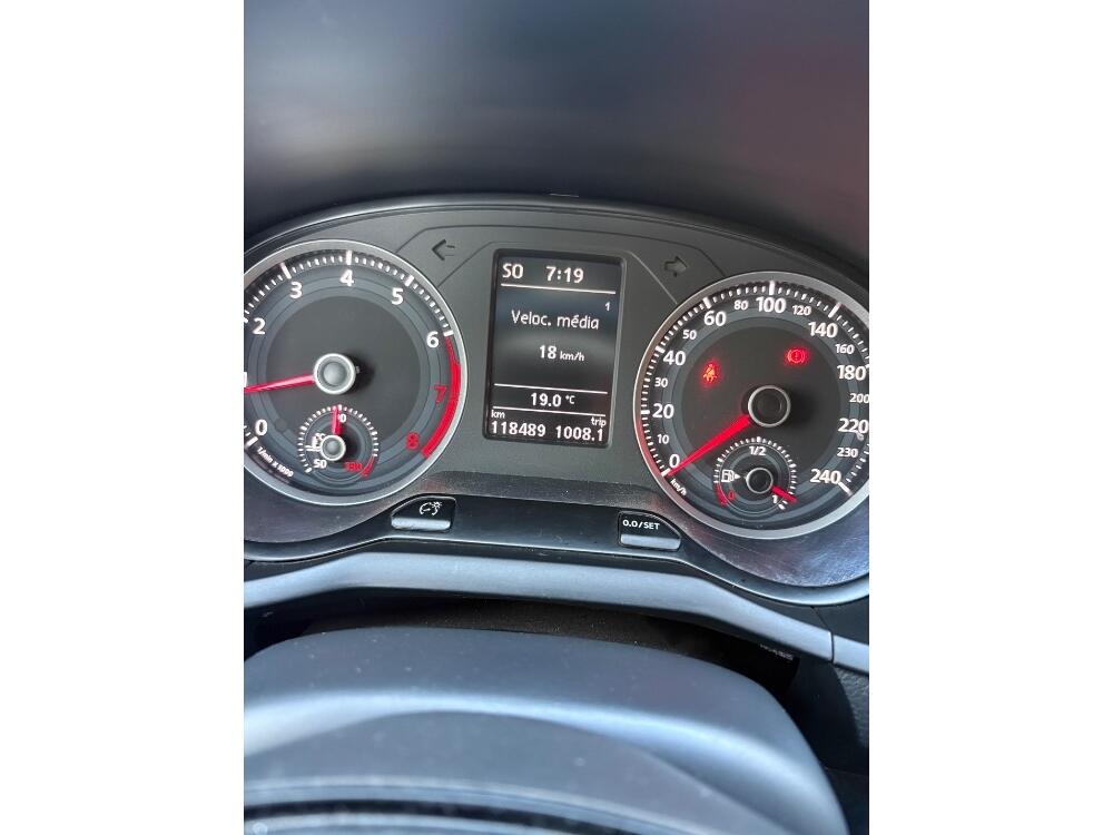 Volkswagen Voyage