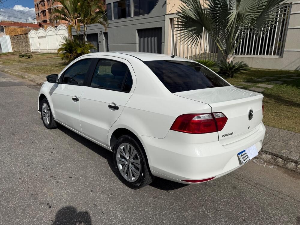 Volkswagen Voyage