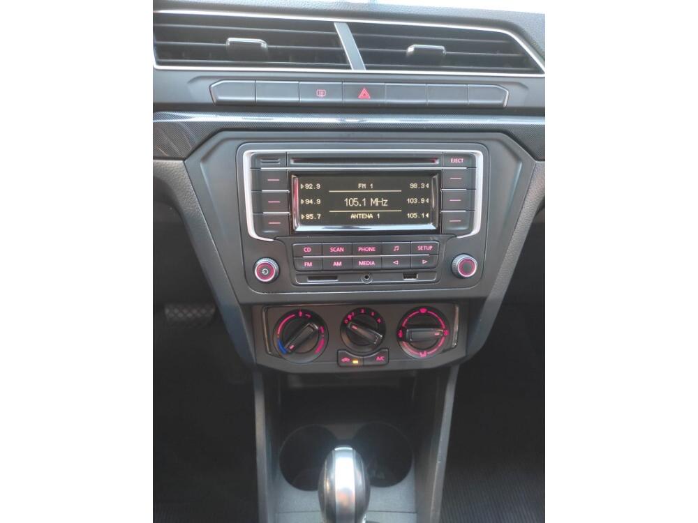 Volkswagen Voyage