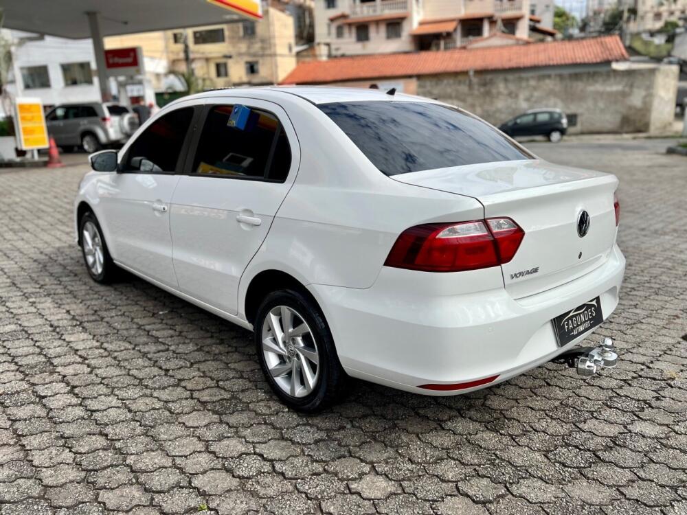 Volkswagen Voyage