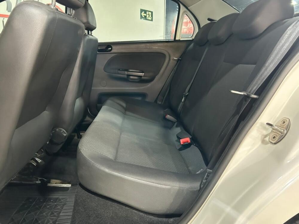 Volkswagen Voyage