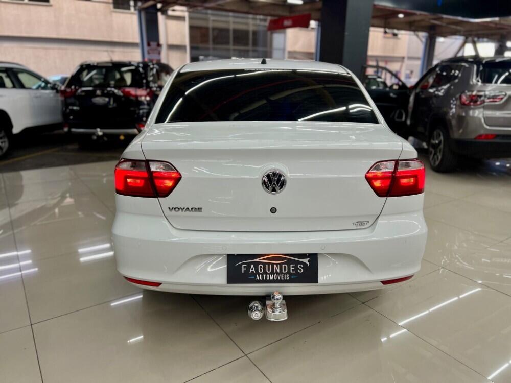 Volkswagen Voyage
