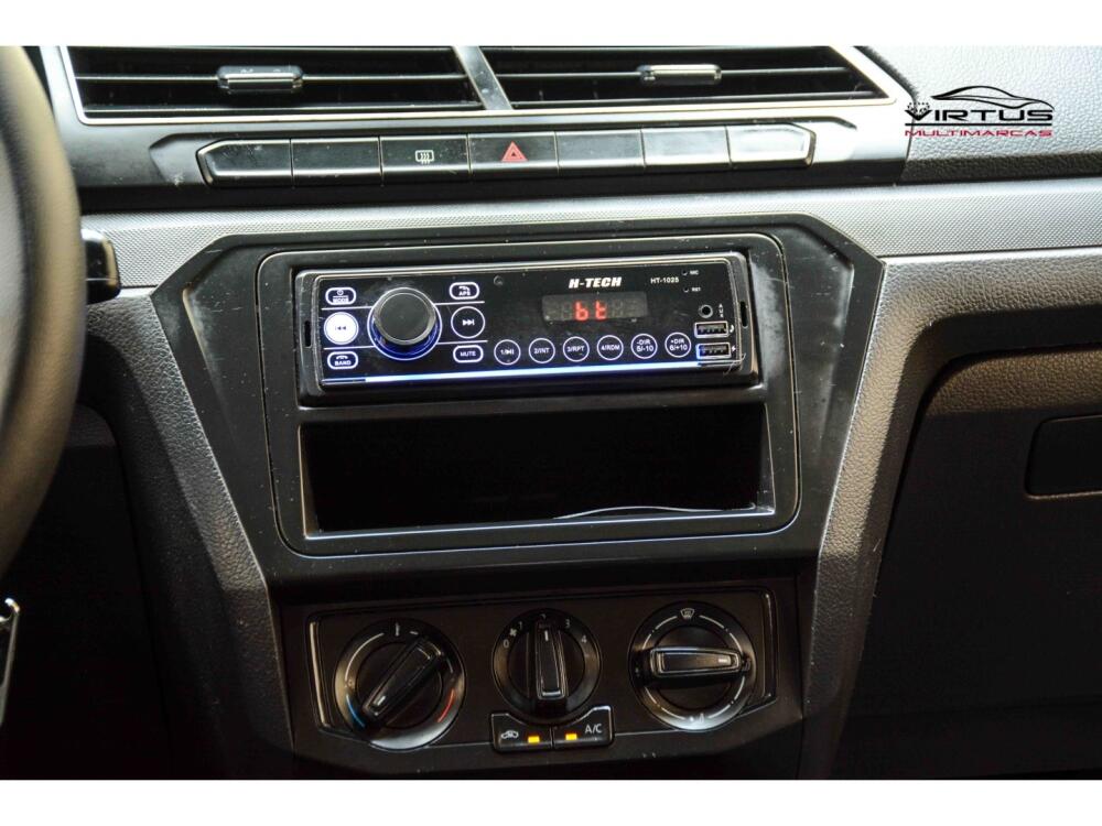 Volkswagen Voyage