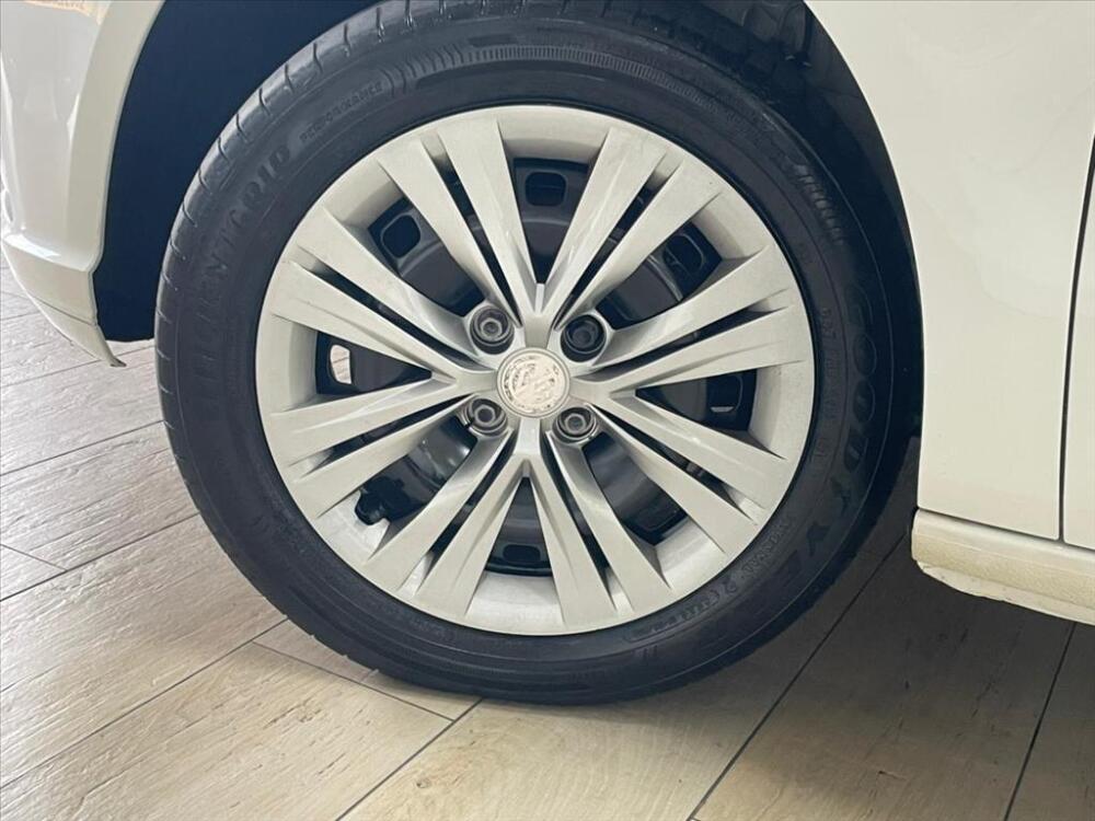 Volkswagen Voyage