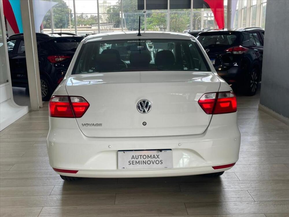 Volkswagen Voyage
