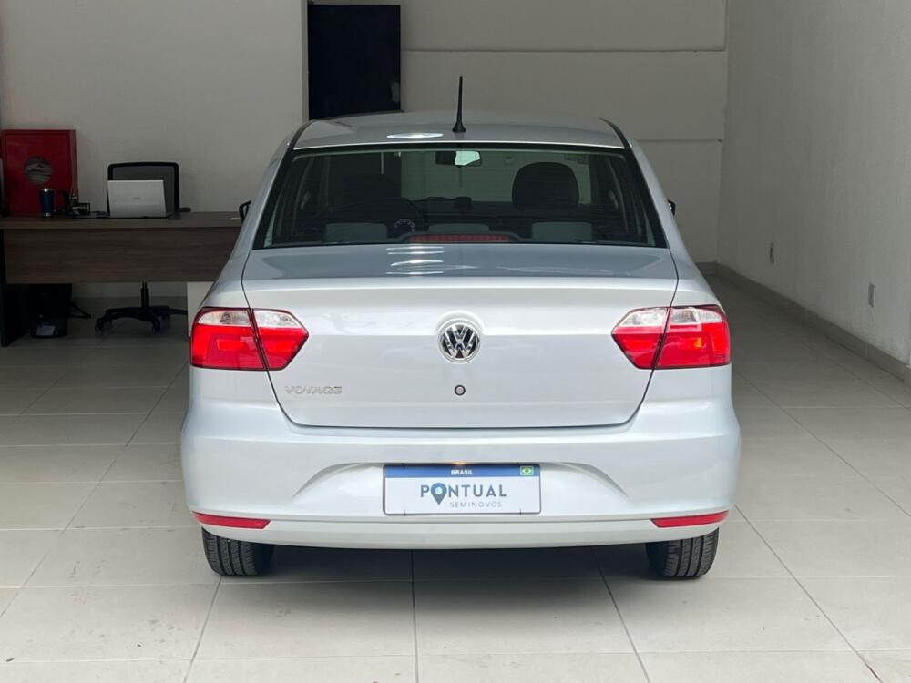 Volkswagen Voyage