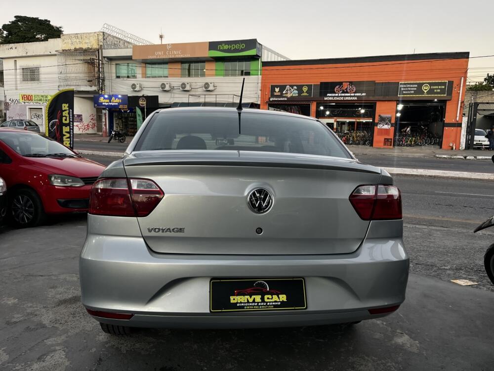 Volkswagen Voyage