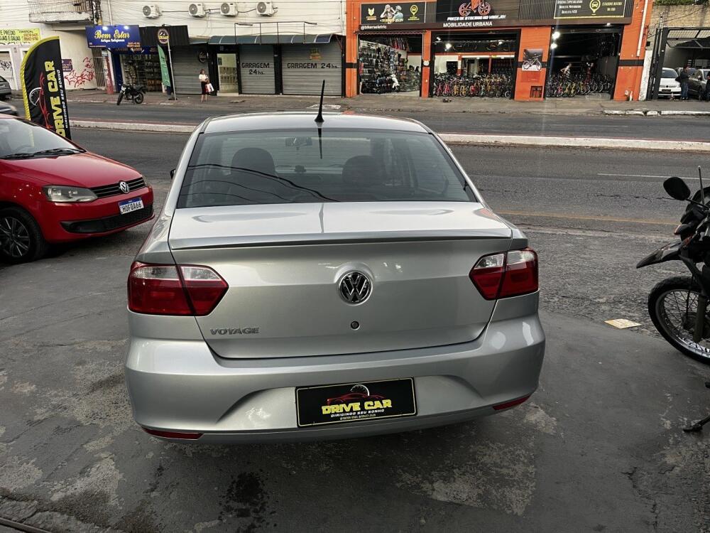 Volkswagen Voyage