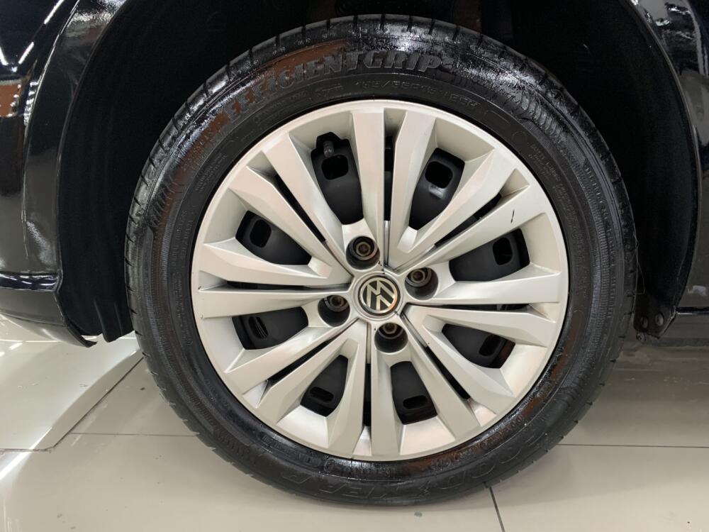 Volkswagen Voyage
