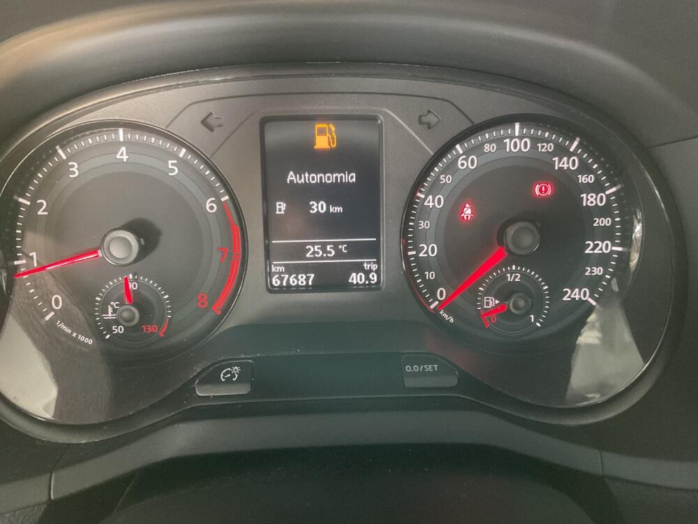 Volkswagen Voyage
