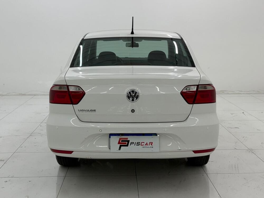 Volkswagen Voyage