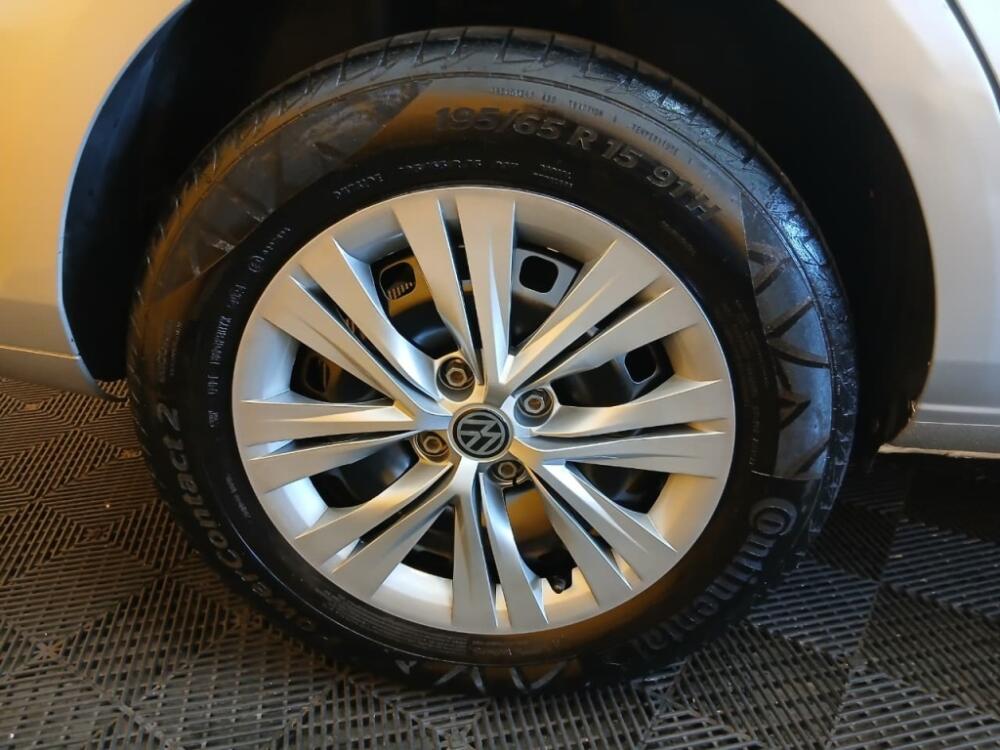 Volkswagen Voyage