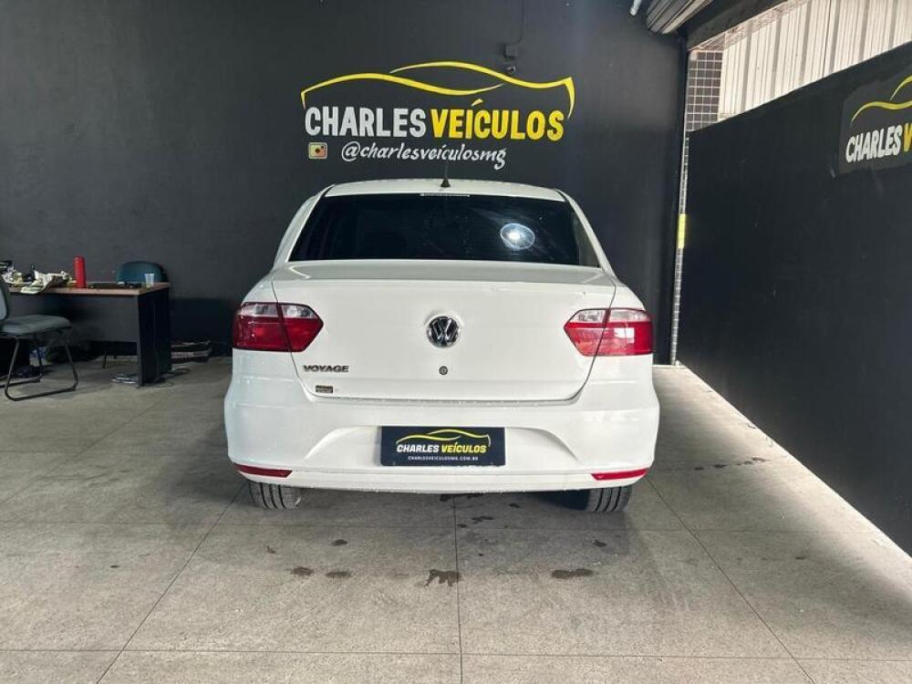 Volkswagen Voyage