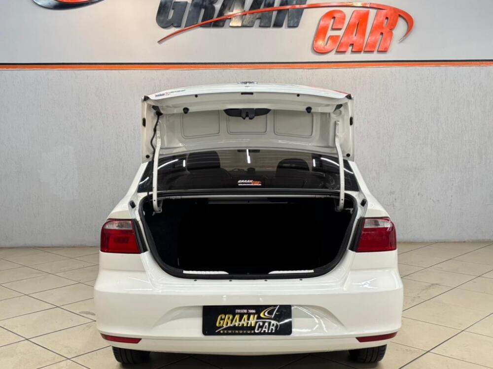 Volkswagen Voyage