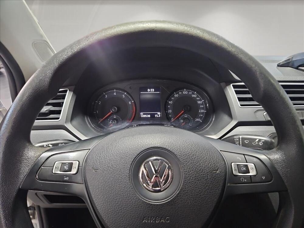 Volkswagen Voyage