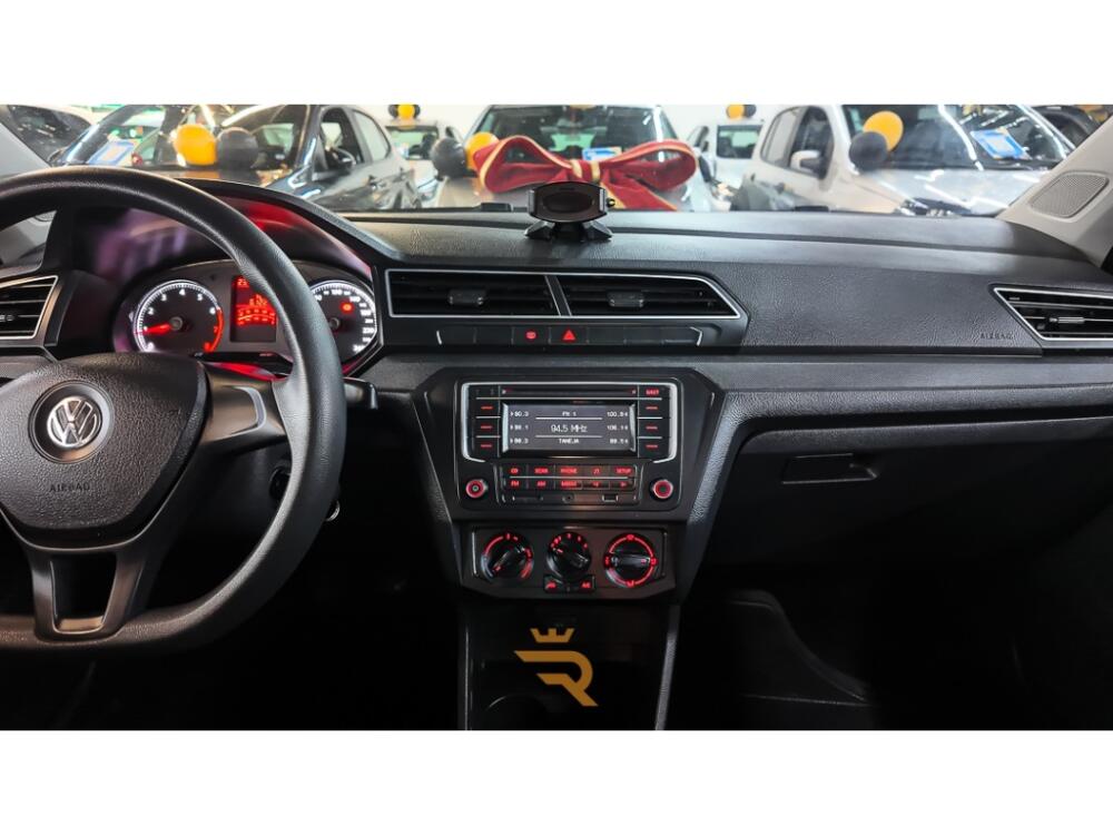 Volkswagen Voyage