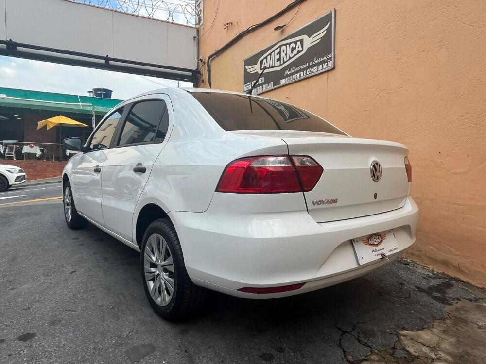 Volkswagen Voyage