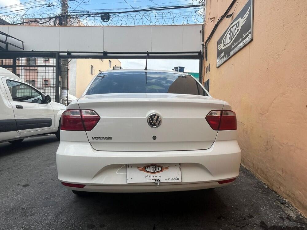 Volkswagen Voyage