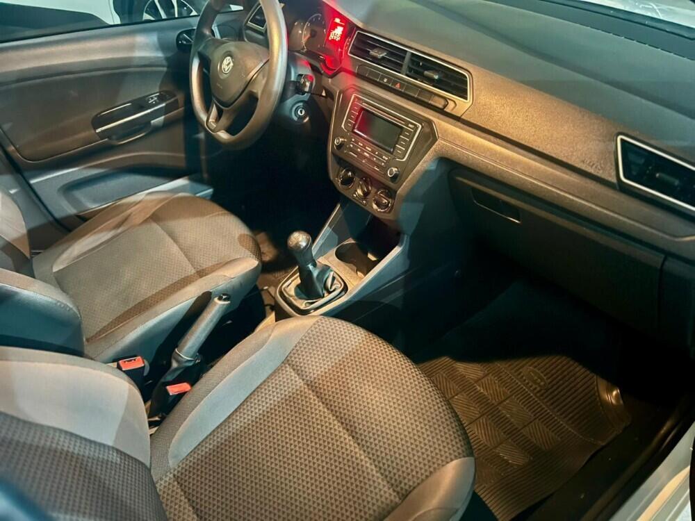 Volkswagen Voyage