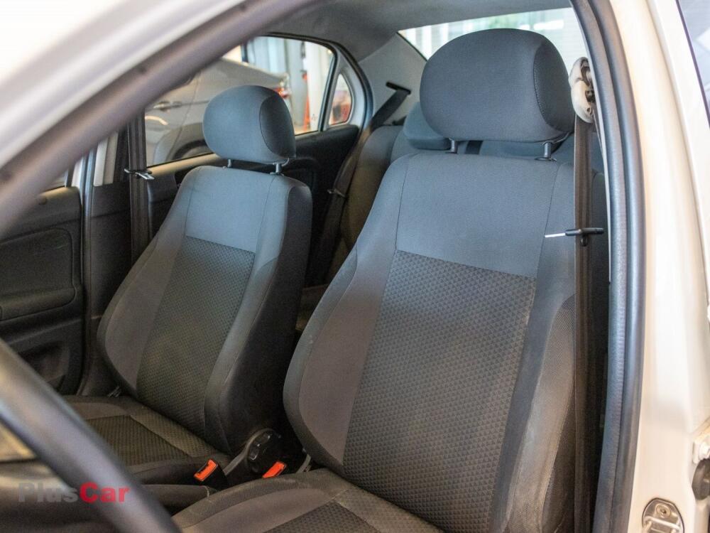 Volkswagen Voyage