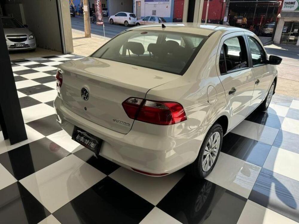 Volkswagen Voyage