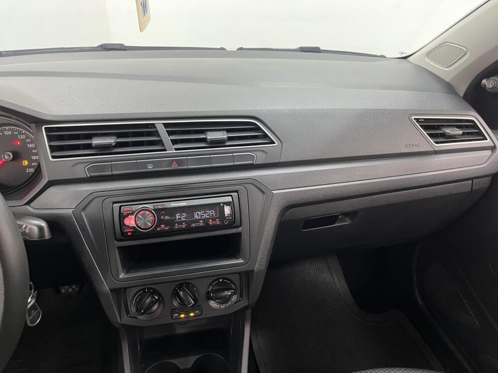 Volkswagen Voyage
