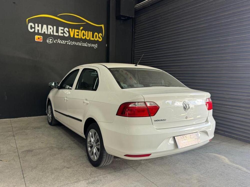 Volkswagen Voyage